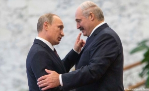 Путин попросил Лукашенко сообщить членам СНГ об итогах саммита ЕАЭС