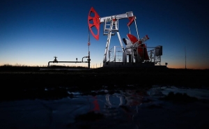 WSJ: страны ОПЕК+ могут продлить квоту по сокращению добычи нефти