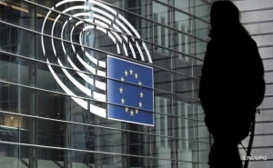 Совет ЕС продлил "крымские санкции" еще на год