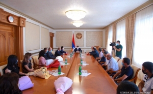 President of Artsakh Handed in Awards to a Group of Construction Sphere Representatives