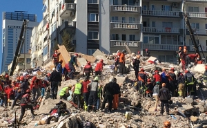 Число жертв землетрясения в Турции достигло 79
