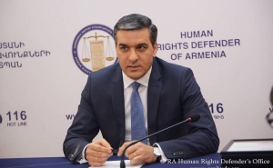 Armenia Ombudsman Departs for Russia to Contribute to Return of POWs from Azerbaijan

