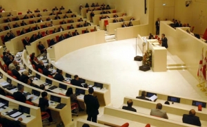Georgian Parliament Approves Resolution on EU, NATO Aspirations