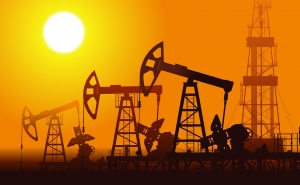 Цена на нефть Brent превысила $65 за баррель впервые с января 2020 года