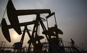Цена нефти Brent поднялась выше $66 впервые с января прошлого года
