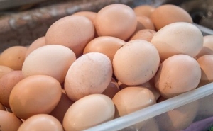 К Пасхе цены на яйца в Армении снизятся, они уже падают- Гегам Геворкян
