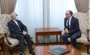Ara Aivazian Dicussed The Issues Of Regional Security And Peace With Ambassador Of Iran To Armenia