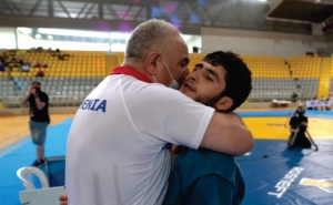 Уроженец Карабаха стал чемпионом Европы по самбо, победив представителя Азербайджана
