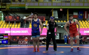 Лева Геворгян в финале разгромил азербайджанца