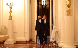 В настоящее время не ведутся переговоры о мирном договоре с Азербайджаном: глава МИД Армении
