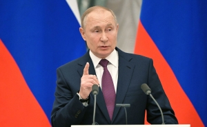 Putin Tells Xi Russia Ready for High-Level Talks with Kiev