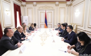 Ален Симонян принял делегацию группы дружбы Сирия-Армения