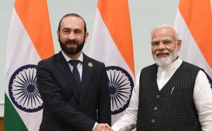 FM Ararat Mirzoyan, PM Narendra Modi Discuss Armenia-India Relations in New Delhi
