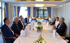 Президент Армении встретился с представителями армянской общины Швейцарии
