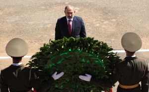 Prime Minister Pashinyan Honors the Memory of the Heroes of the Battle of Sardarapat
