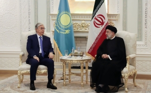 Иран и Казахстан подписали девять документов о сотрудничестве двух стран