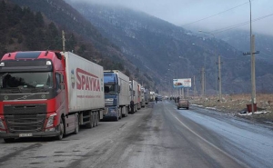 Stepantsminda-Larsi Highway is Closed for All Types of Vehicles