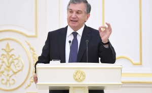 Президент Узбекистана ввел комендантский час в ночное время в Каракалпакии