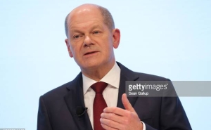 Scholz Says No One Knows How Long Russia Will Conduct Operation in Ukraine