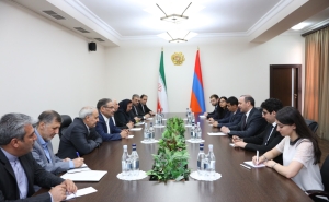 Армен Григорян встретился с Секретарем Высшего совета национальной безопасности Исламской Республики Иран