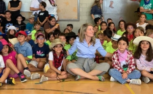 Canadian FM Visits Ararat Armenian Summer Camp and "Armenia" Pastry Shop in Montreal

