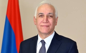 Президент Армении поздравил Католикоса Арама I с избранием на пост председателя Всемирного совета церквей