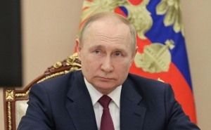 Конфликта не было бы, если бы Украина и Запад не пытались разорвать историю: Путин