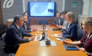  At the Australian Ministry of Foreign Affairs Mr. Arman Tatoyan presented the latest facts of Azerbaijani criminal invasions in Armenia and evidence of war crimes