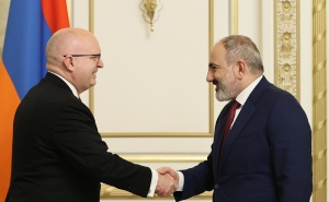 Премьер-министр Пашинян принял Филипа Рикера