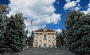 На внеочередном заседании парламент обсудил проект заявления НС "Заявление НС РА в связи с заявлением парламента Азербайджана от 8 ноября 2022 года"