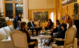 The delegation headed by Arayik Harutyunyan met with Mayor of Paris
