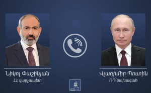 Пашинян провел телефонный разговор с Владимиром Путиным