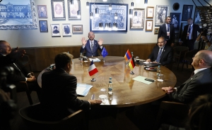 На пятисторонней встрече подчеркнута важность защиты прав и гарантий армян Нагорного Карабаха: Елисейский дворец