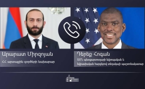 Арарат Мирзоян провел телефонный разговор с исполняющим обязанности заместителя госсекретаря США
