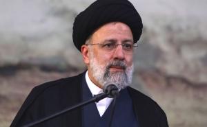 В Иране пригрозили "отрубить любую руку, которая поднимется на Тегеран"