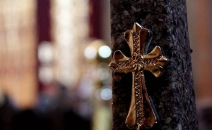Армянская Церковь отмечает Воздвижение Честного и Животворящего Креста Господня (Хачверац)
